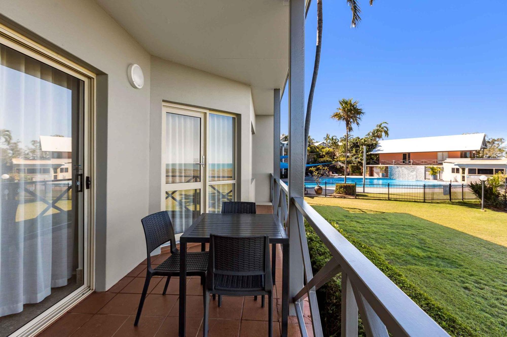 Moonlight Bay Suites Broome Dış mekan fotoğraf